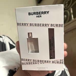 Burberry her perfum sampler
